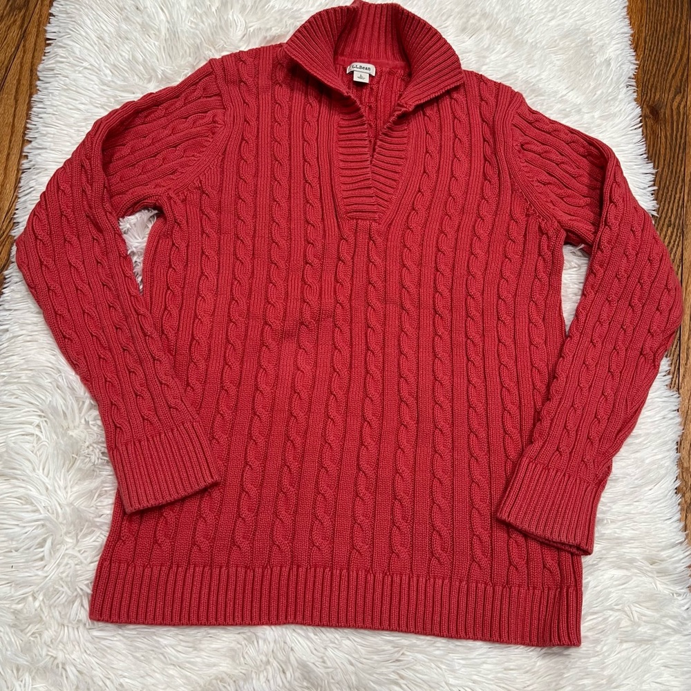 LL Bean women cable knit sweater size L‎